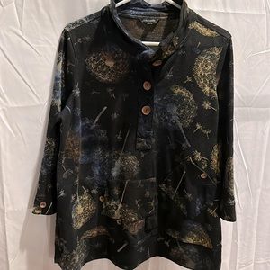 John Mark size Large 27.5” long whimsical top GUC